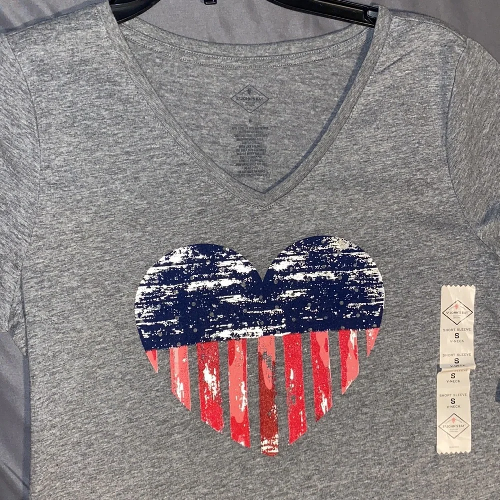 USA flag heart tee - Picture 3 of 4